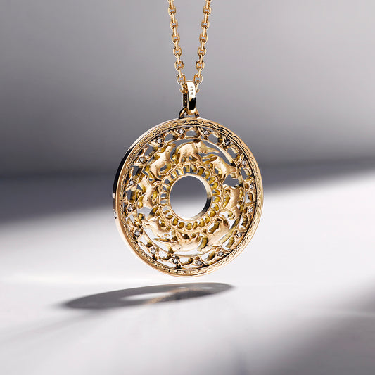 Sri Lanka / Kreis des Lebens / 18 Karat Gold / mit 20 Diamanten veredelt / ohne Goldkette