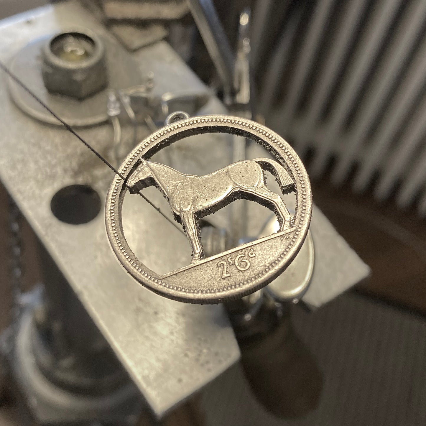 Irland / Halbe Krone / Irisches Jagdpferd / Original / Ohne Silberkette